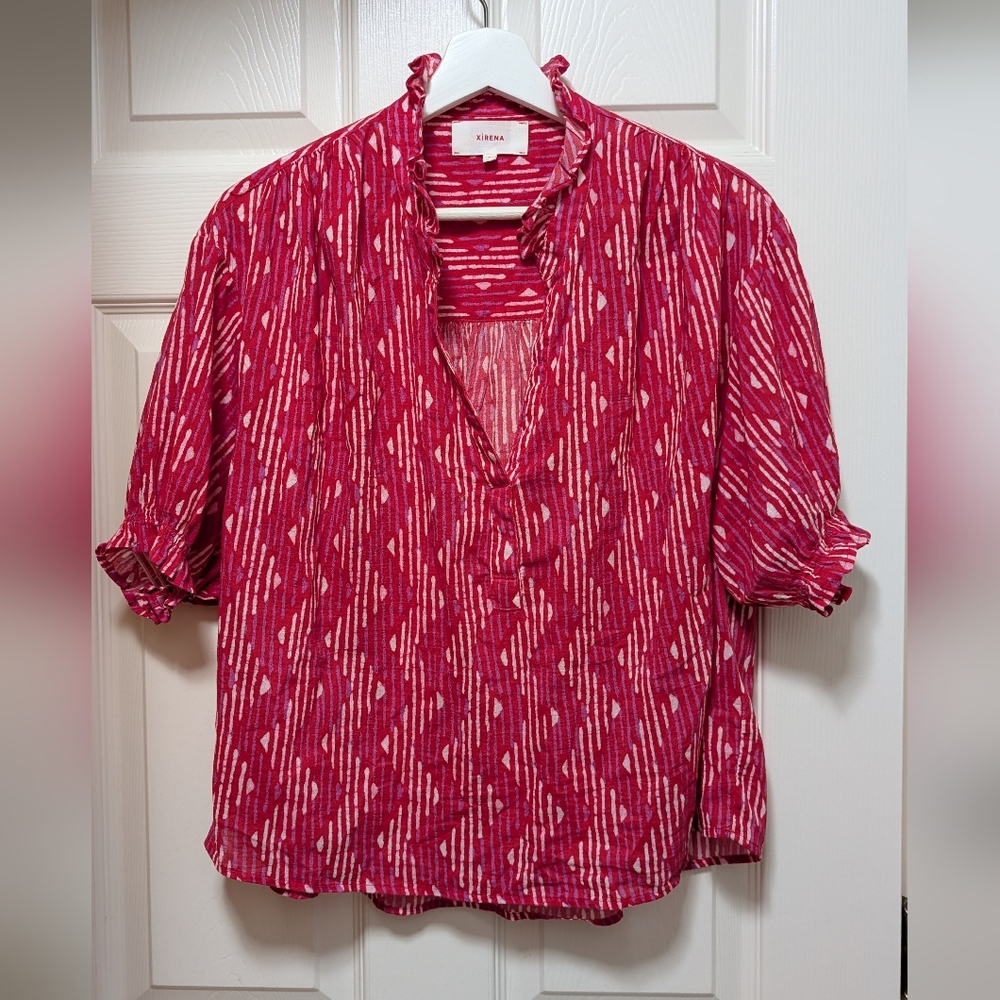 Xirena Cam Shirt in Magenta pink Batik top blouse Size Small S